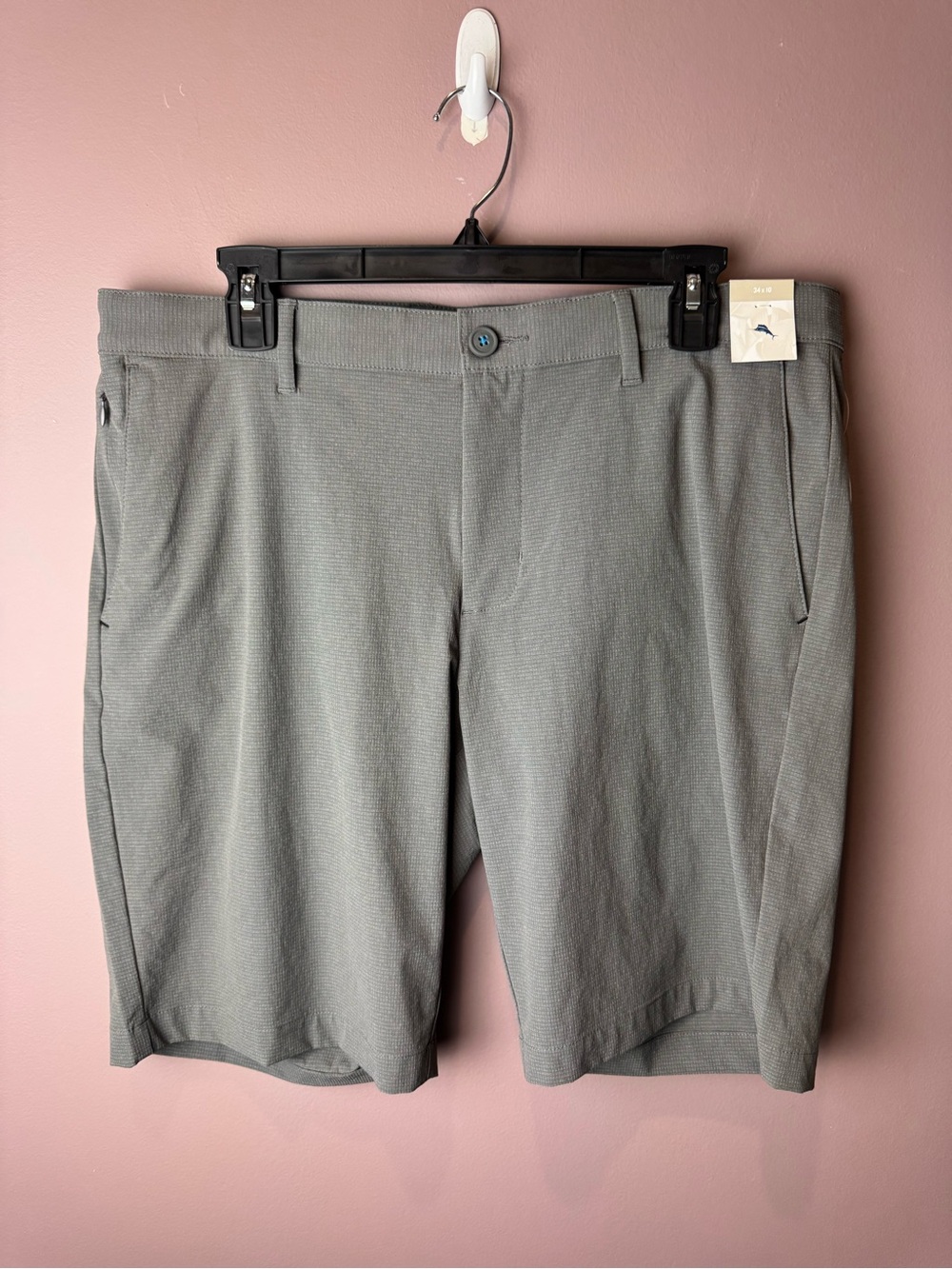 NWT Tommy Bahama Chip Shot Short Gray Flat Front Performance Shorts 34 - Picture 2 of 8